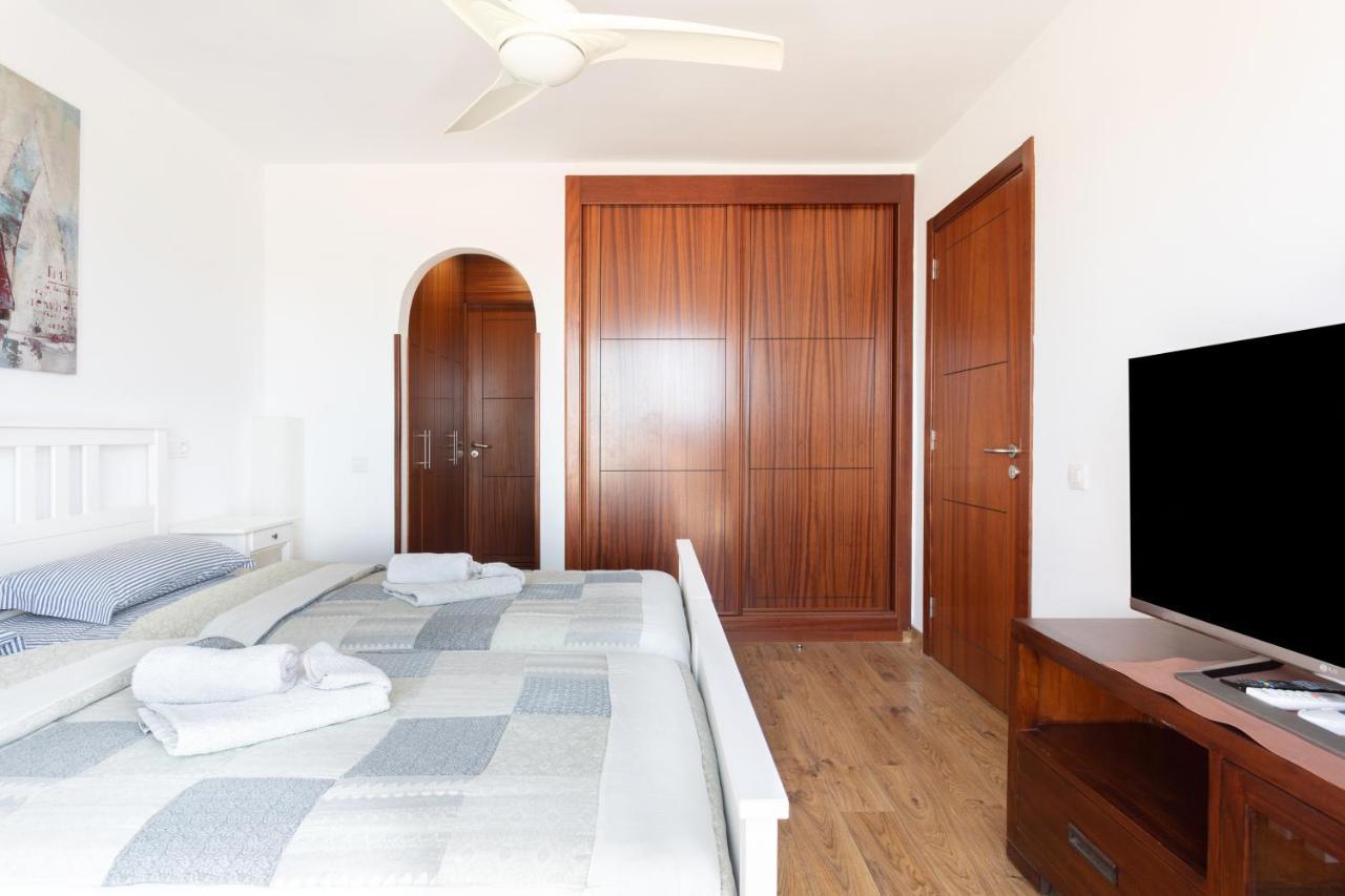 Exclusive Penthouse Playa Las Vistas 4 Close To The Sea And Beach, Aircondition For A Fee, Wifi, Terrace, Heated Pool ปลายาเดลาสอเมริกาส ภายนอก รูปภาพ