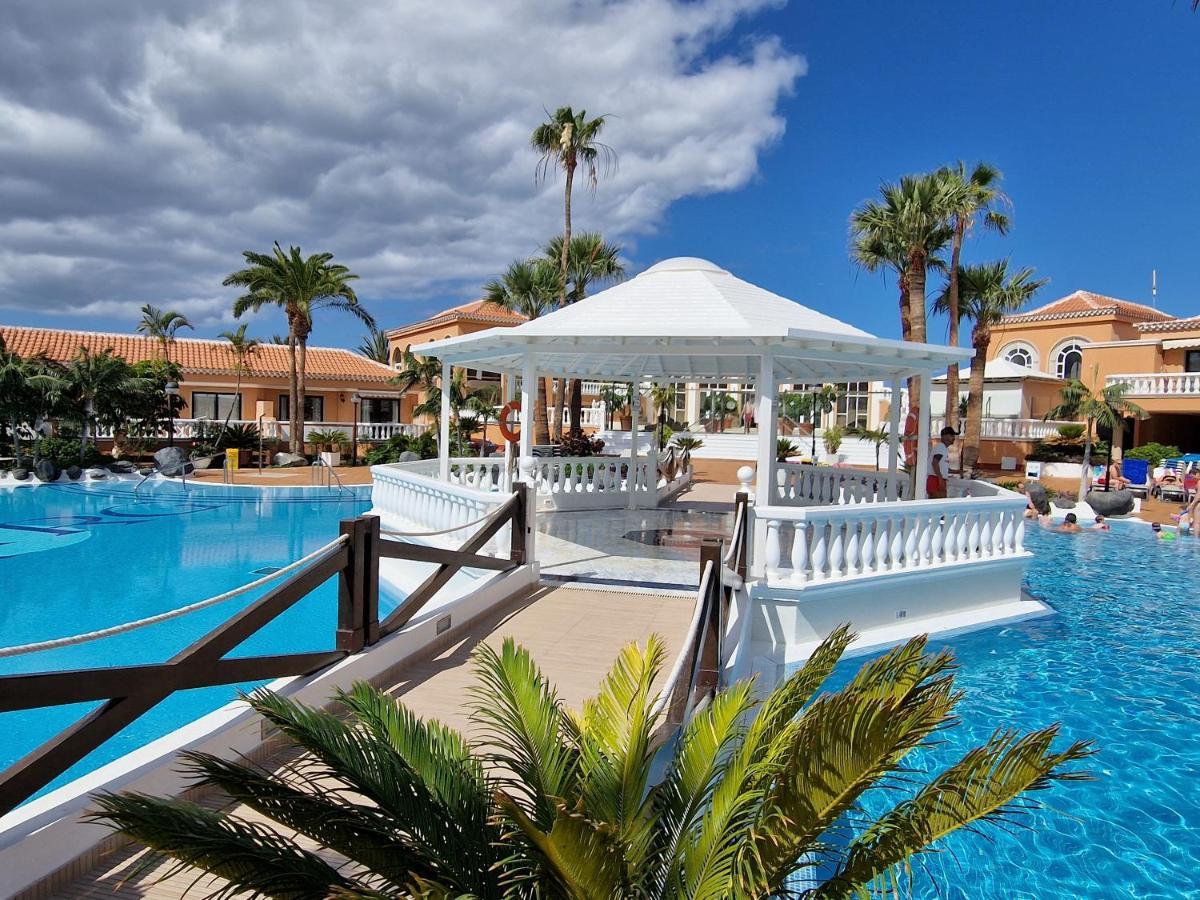 Exclusive Penthouse Playa Las Vistas 4 Close To The Sea And Beach, Aircondition For A Fee, Wifi, Terrace, Heated Pool ปลายาเดลาสอเมริกาส ภายนอก รูปภาพ
